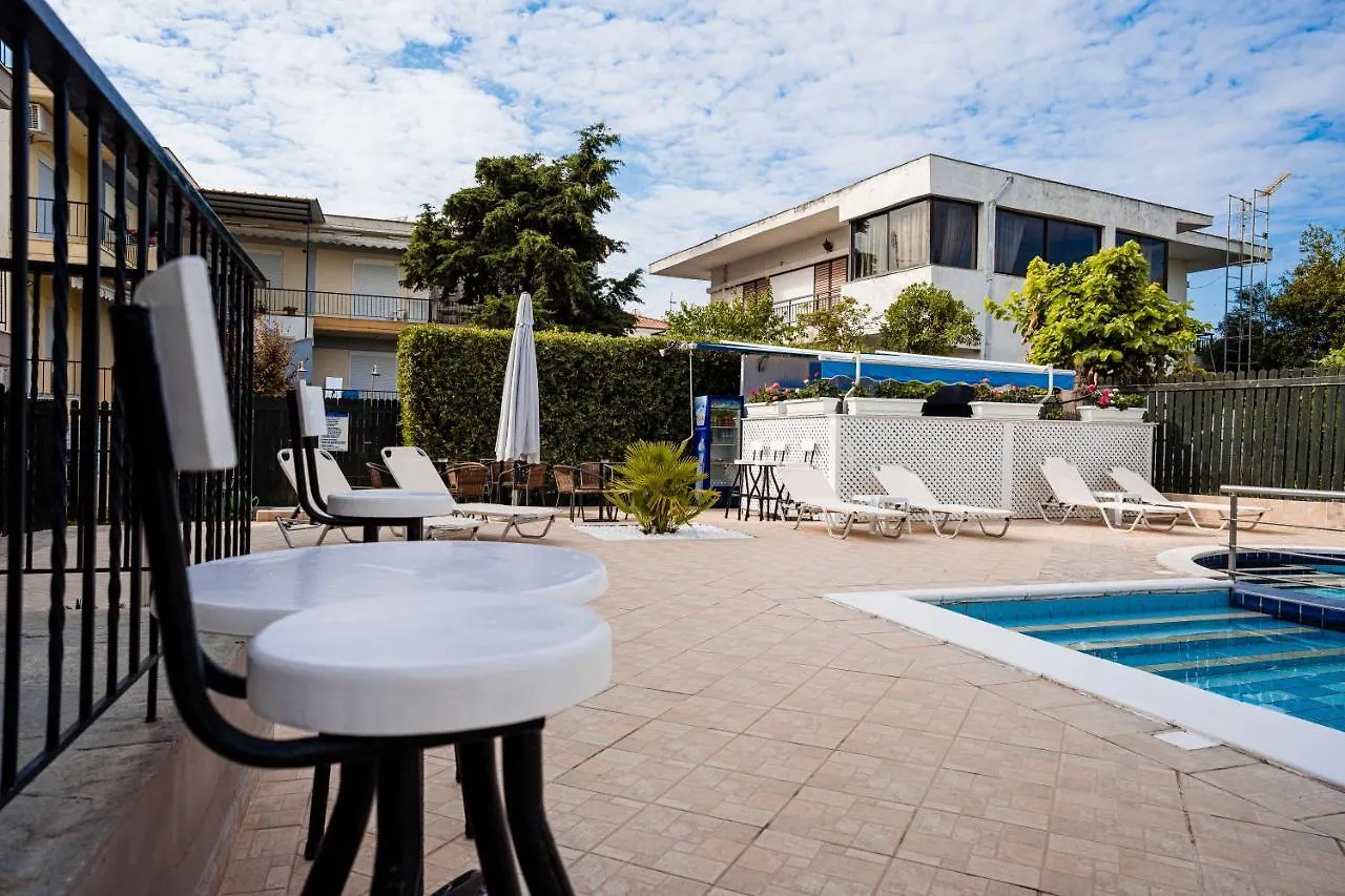 Brother'S House Kallithea  Aparthotel Kallithea (Chalkidiki)