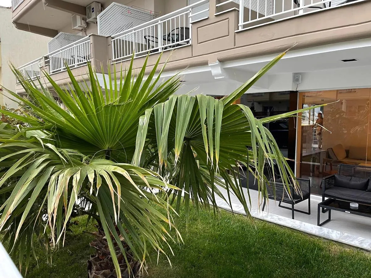 Aparthotel Brother'S House Kallithea